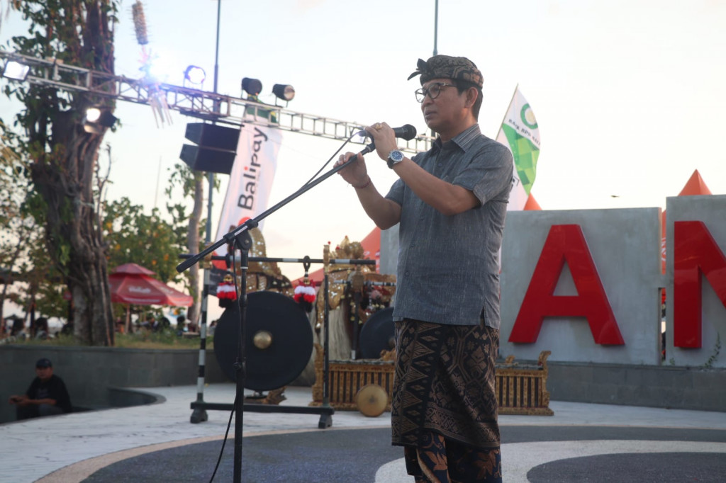 Sekda Adi Arnawa Hadiri Pembukaan Bhinneka Pantai Jerman Culture Festival II